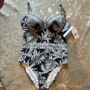 BLEU ROD BEATTIE
Women's Bleu Rod Beattie A Place In The Sun One Piece Swimsuit